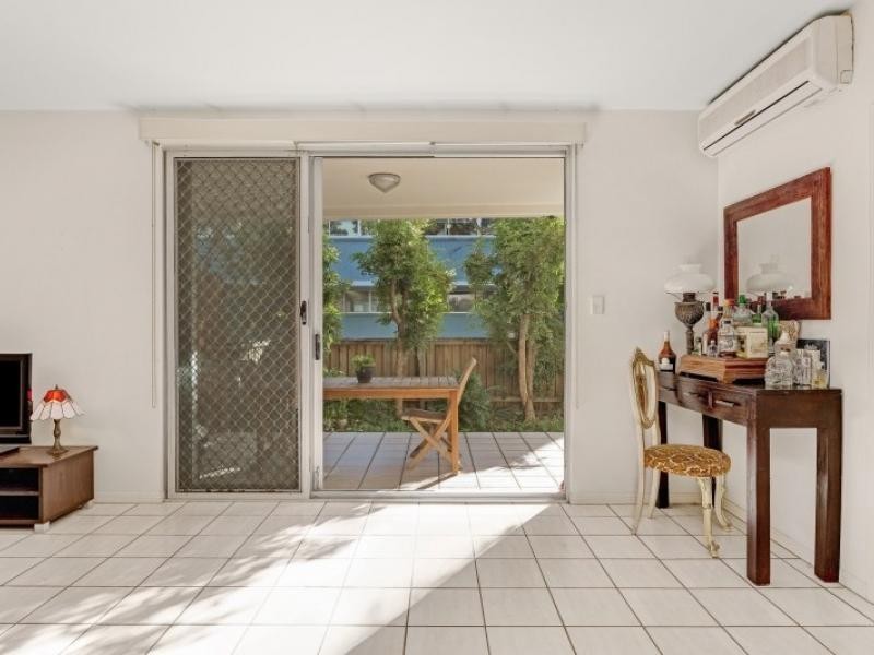 16 Wren, Bowen Hills QLD 4006