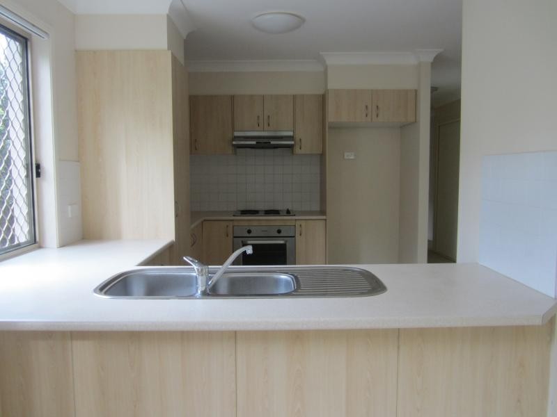 61 Johnston Street, Carina QLD 4152