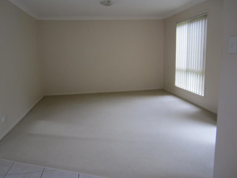 61 Johnston Street, Carina QLD 4152