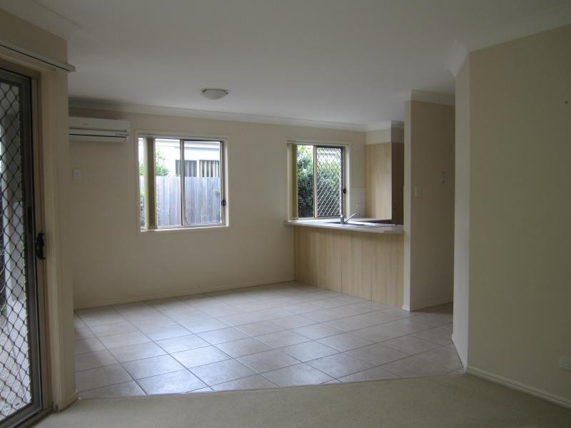 61 Johnston Street, Carina QLD 4152