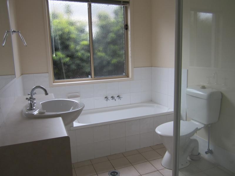 61 Johnston Street, Carina QLD 4152