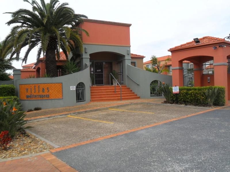 1 / 20 Fairway Drive, Clear Island Waters QLD 4226