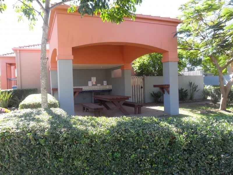 1 / 20 Fairway Drive, Clear Island Waters QLD 4226