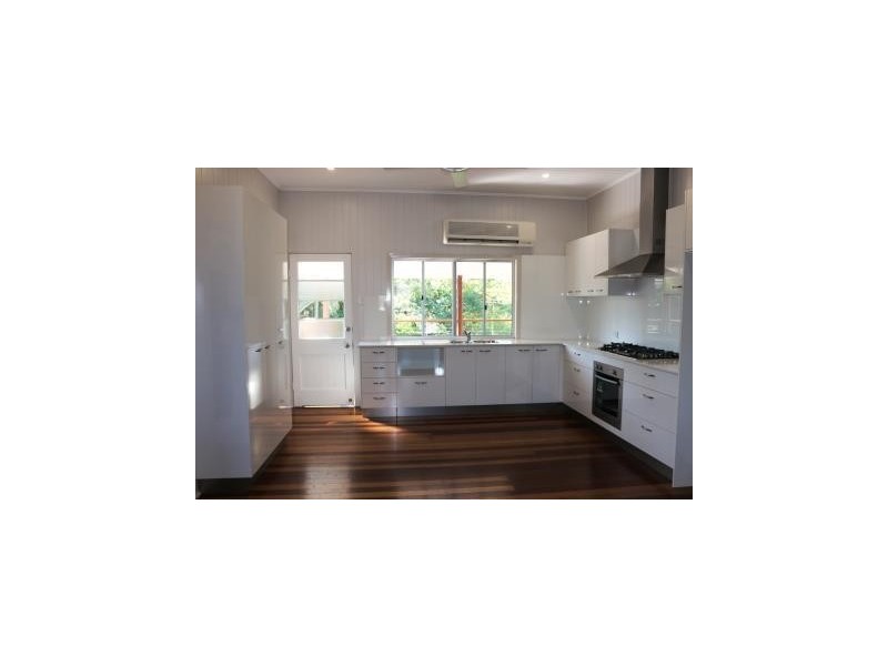 116 Cypress St, Torquay QLD 4655