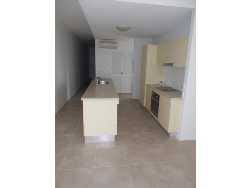 28/93-95 McLeod Street, Cairns QLD 4870