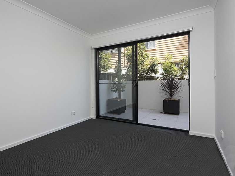 2 Dorset St, Ashgrove QLD 4060