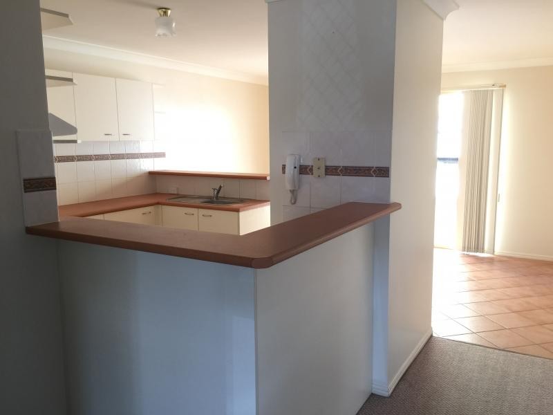 359 Warrigal Rd, Eight Mile Plains QLD 4113