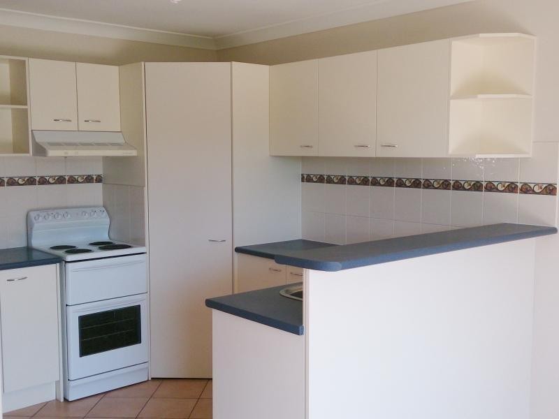 359 Warrigal Rd, Eight Mile Plains QLD 4113