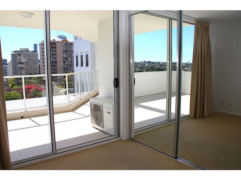 30 / 51 Dunmore Terrace, Auchenflower QLD 4066
