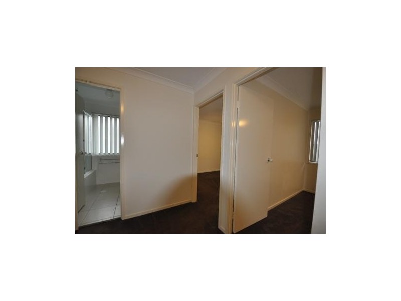 130 Jutland St, Oxley QLD 4075