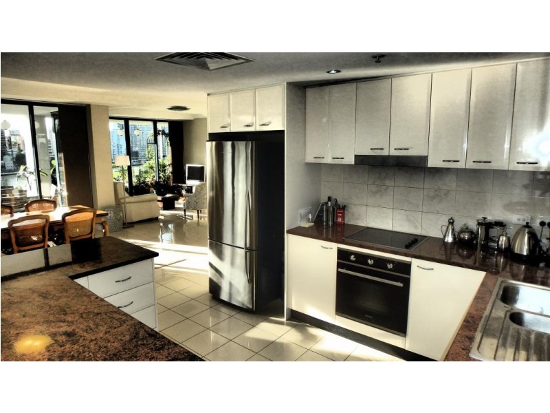 62 / 321 Main street, Kangaroo Point QLD 4169