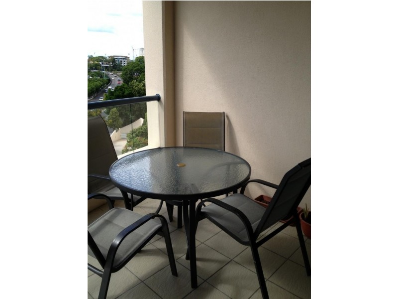 35 / 321 Main street, Kangaroo Point QLD 4169