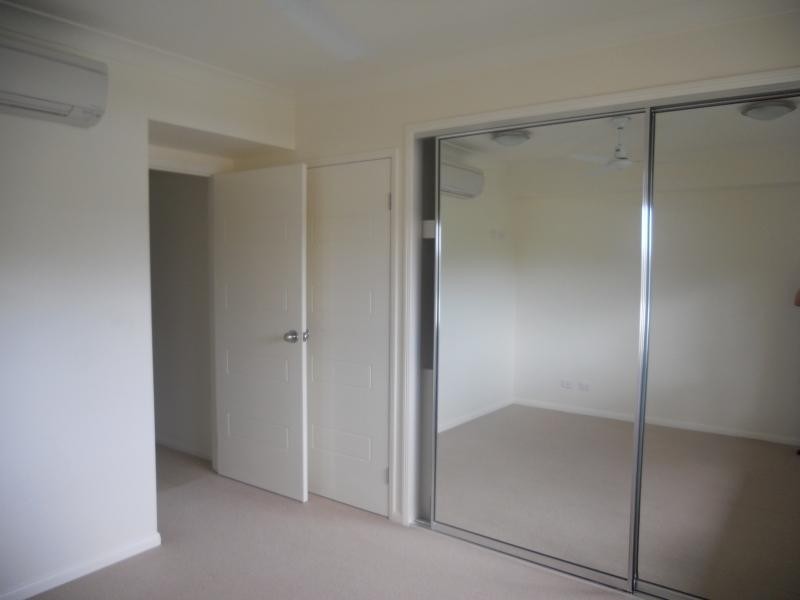 THE GLADES Ernest Street, Redlynch QLD 4870