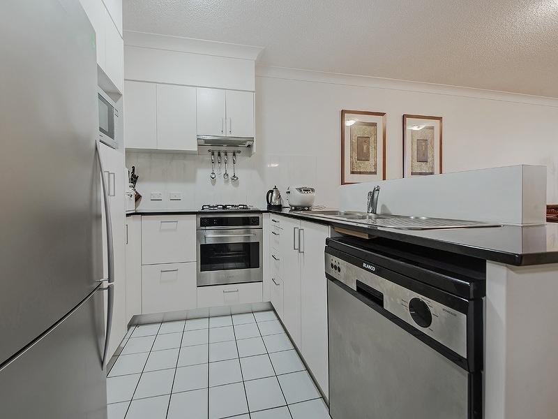 21 Patrick Lane, Toowong QLD 4066