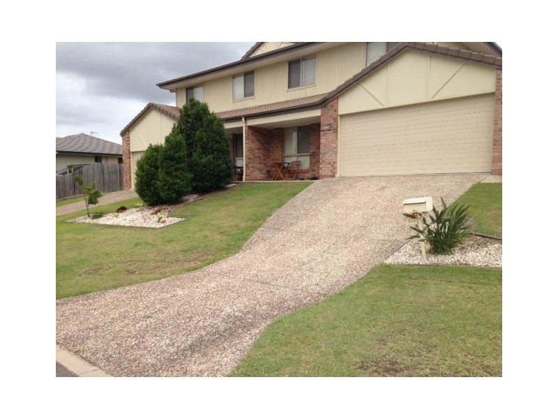 2/17 Mungana Drive, Upper Coomera QLD 4209