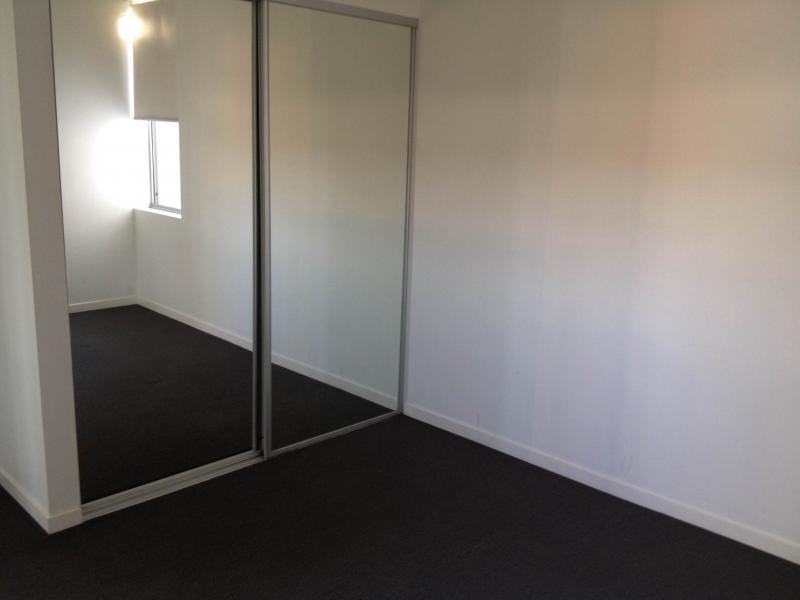 28 Carl Street, Woolloongabba QLD 4102