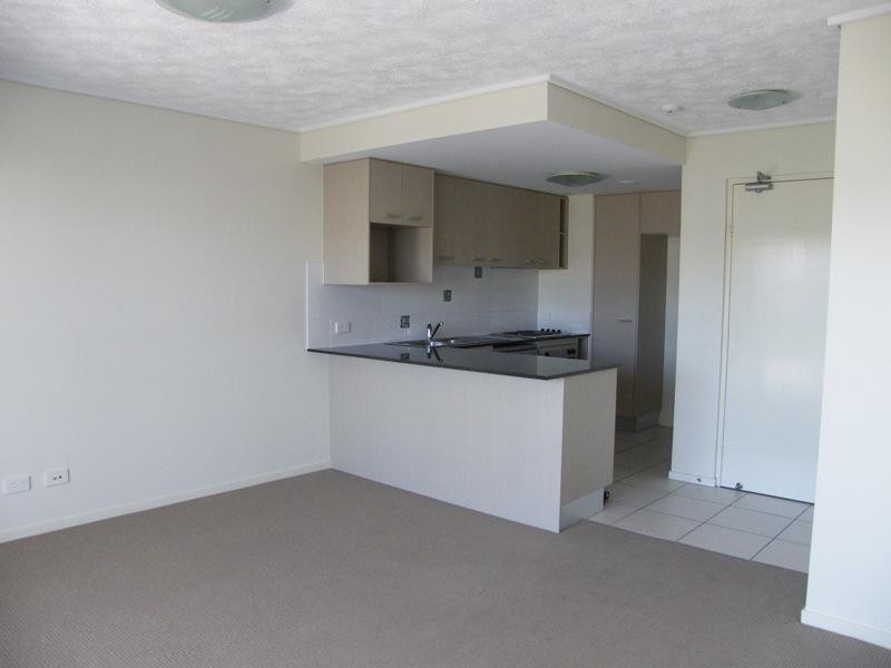 47 / 4 Grand Parade, Parrearra QLD 4575