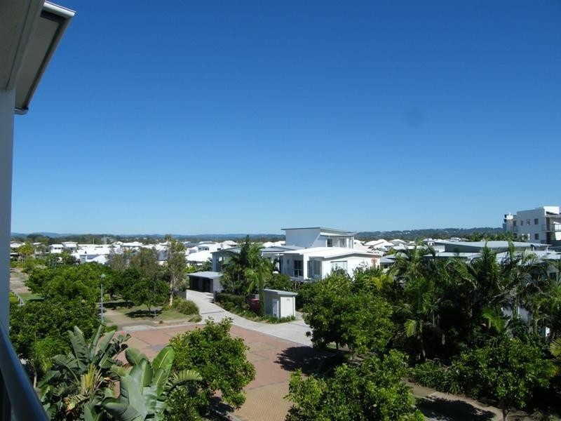 47 / 4 Grand Parade, Parrearra QLD 4575