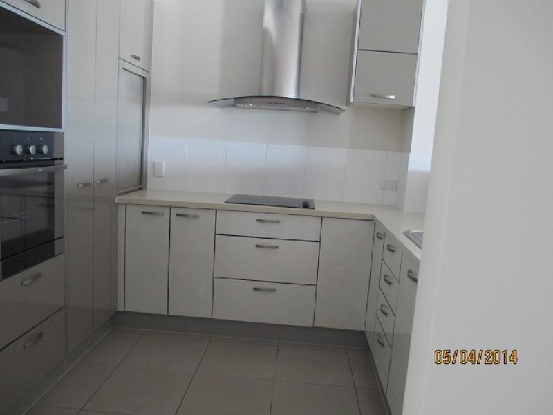 83 / 42 Warburton Street, North Ward QLD 4810