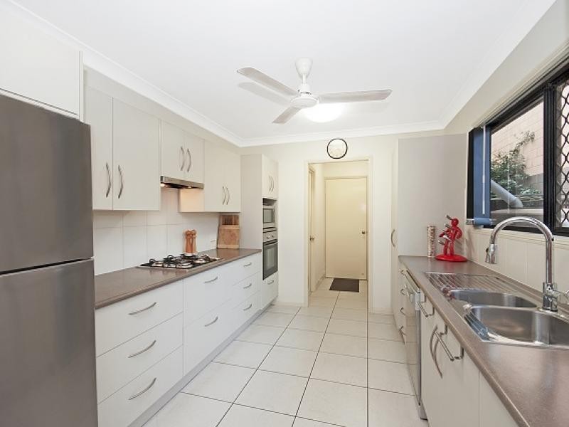 4/97 Livingstone Street, West End QLD 4810