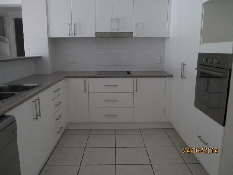 4/ 42 Warburton Street, North Ward QLD 4810