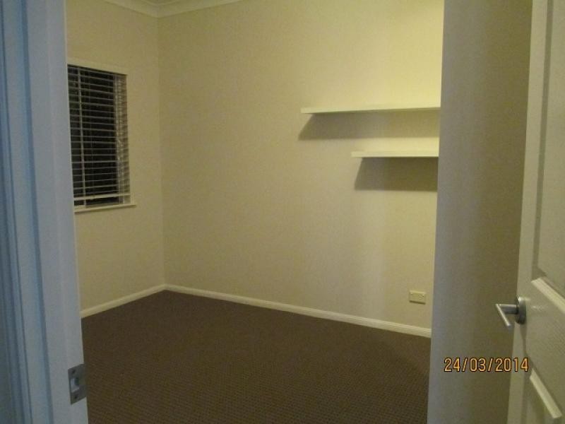 4/ 42 Warburton Street, North Ward QLD 4810