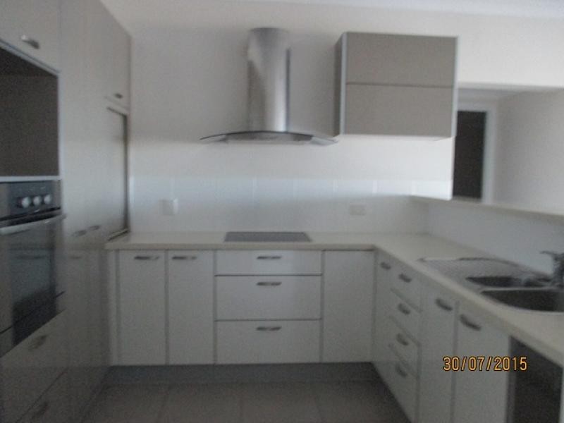 72/ 42 Warburton Street, North Ward QLD 4810