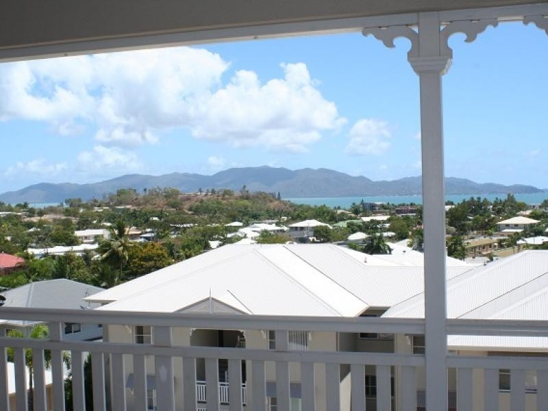 83 / 42 Warburton Street, North Ward QLD 4810