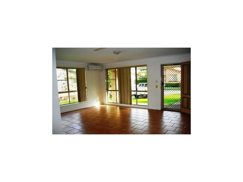 @/167 CENTRAL STREET, Labrador QLD 4215