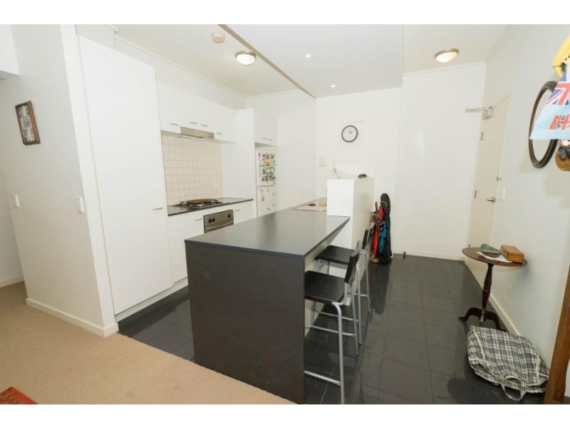 71 BEESTON, Teneriffe QLD 4005