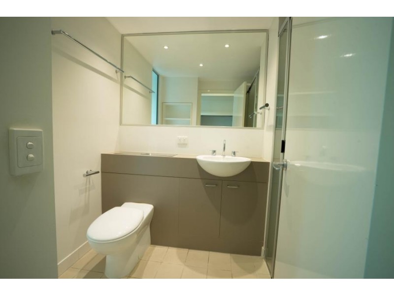 71 BEESTON, Teneriffe QLD 4005