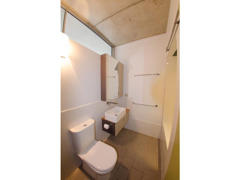 G106 / 8 Skyring Terrace, Teneriffe QLD 4005