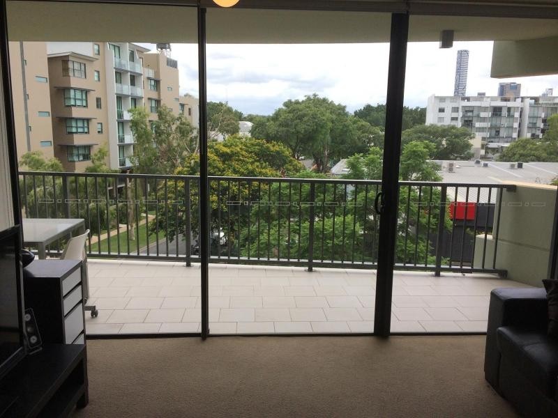 201 / 8 Musgrave St, West End QLD 4101