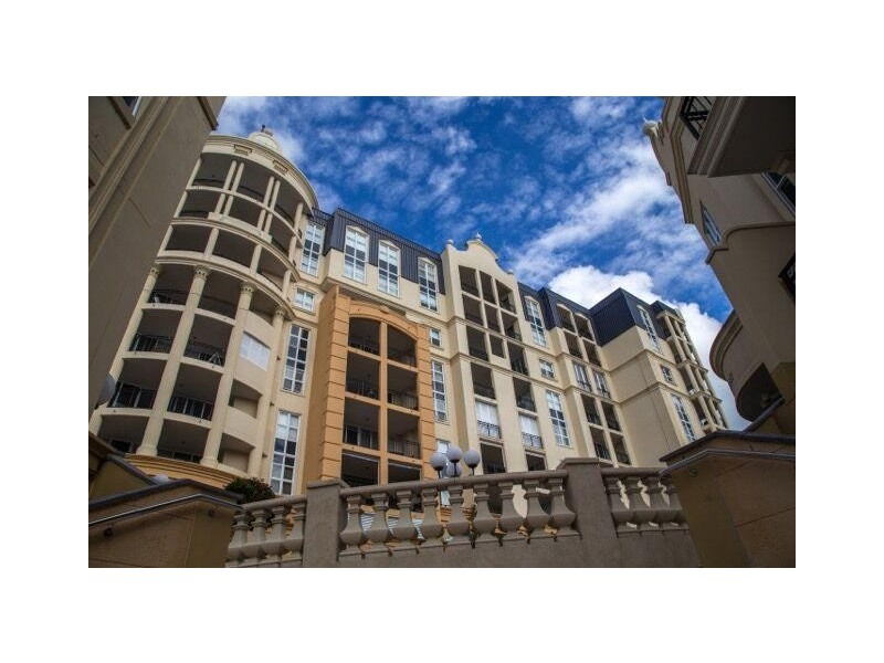 3087/3029 The Boulevard, Carrara QLD 4211