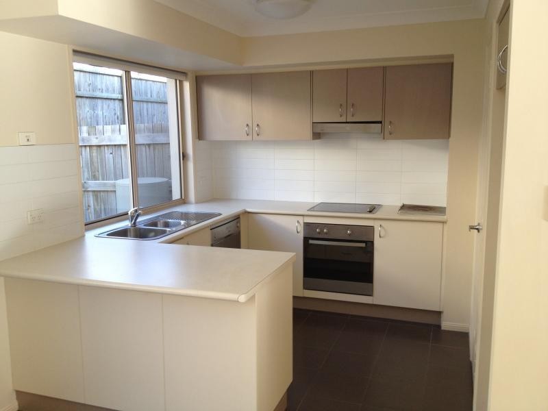 62 Johnston Street, Carina QLD 4152