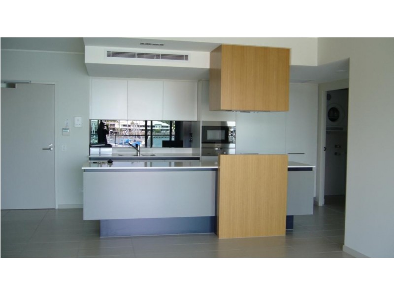 2102/6 Mariners Drive, Townsville City QLD 4810