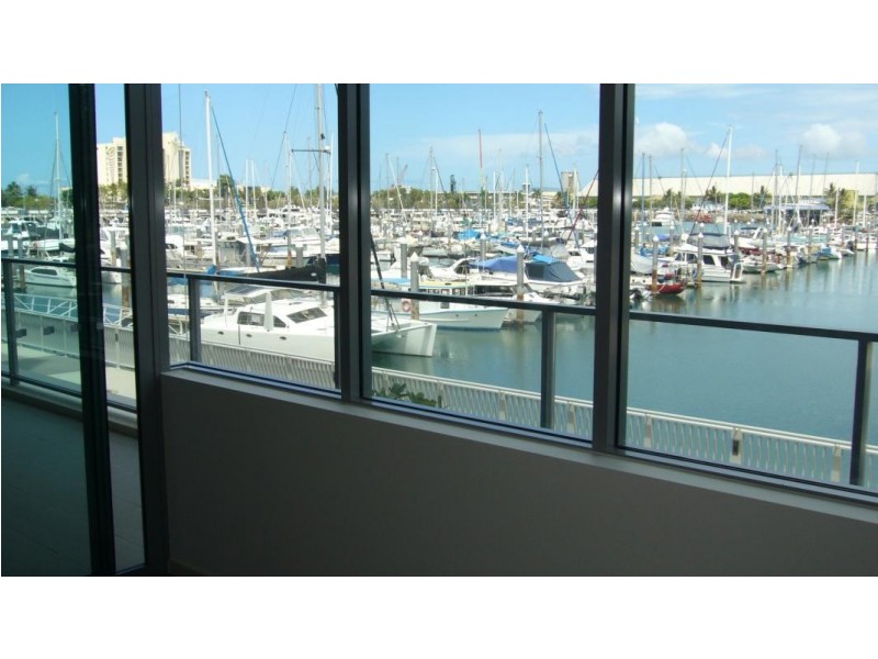 2102/6 Mariners Drive, Townsville City QLD 4810
