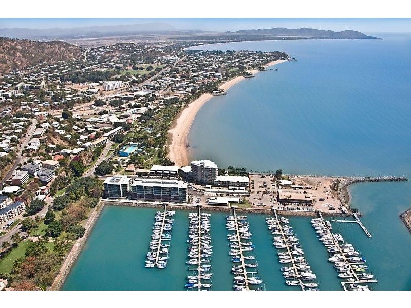 2402/6 Mariners Drive, Townsville City QLD 4810