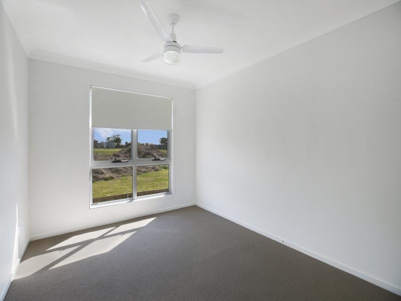 1 / 57 Charles Canty Drive, Wellington Point QLD 4160