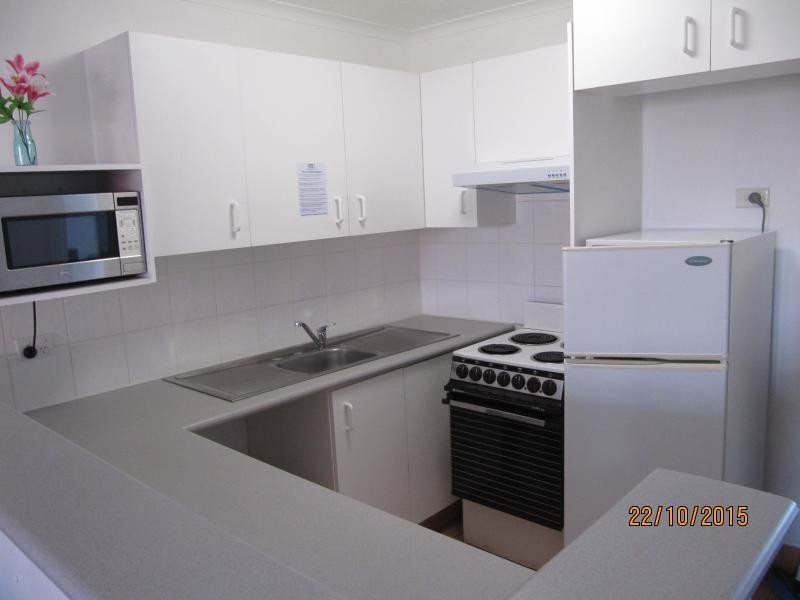 38 Enderley Ave, Surfers Paradise QLD 4217