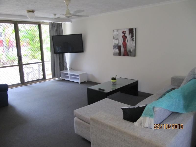 38 Enderley Ave, Surfers Paradise QLD 4217