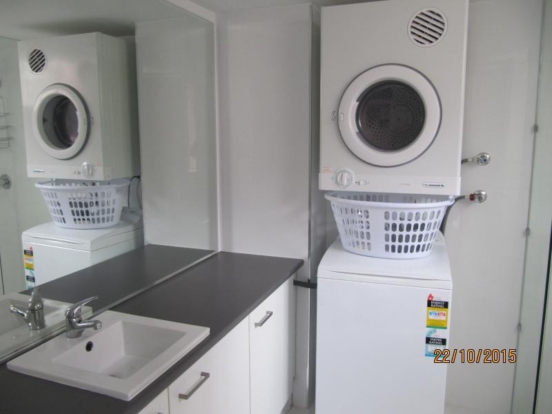 38 Enderley Ave, Surfers Paradise QLD 4217