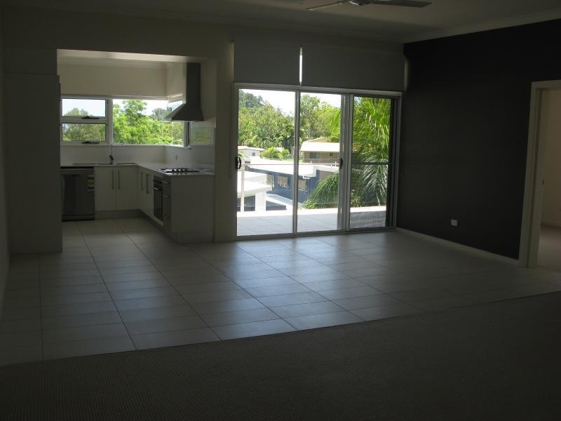 65 Manooka Drive, Cannonvale QLD 4802