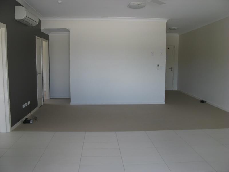 65 Manooka Drive, Cannonvale QLD 4802
