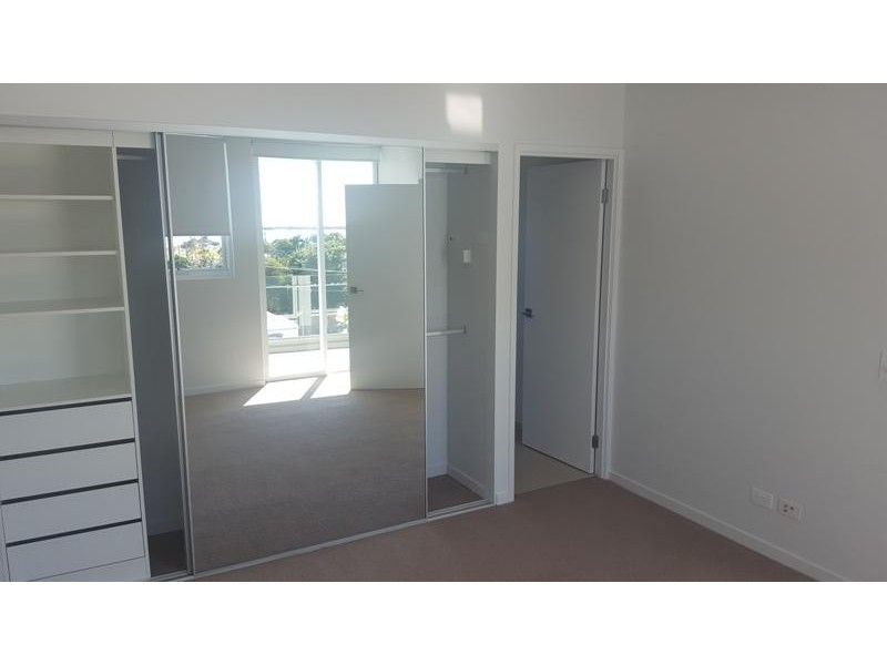 604/26 Gray Street, Southport QLD 4215