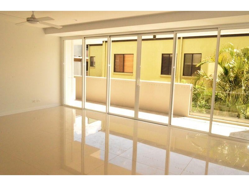 604/26-28 Gray Street, Southport QLD 4215