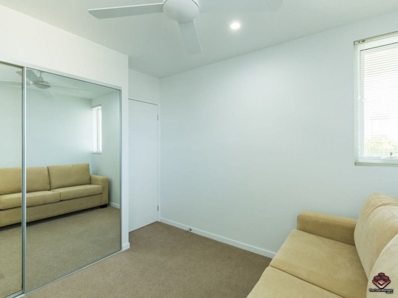 605/26-28 Gray Street, Southport QLD 4215