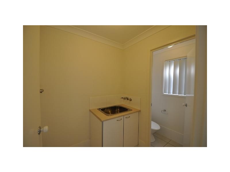 130 Jutland St, Oxley QLD 4075