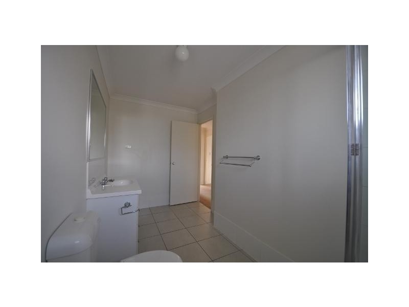 130 Jutland St, Oxley QLD 4075