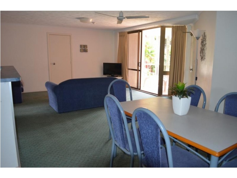 38 Enderley Ave, Surfers Paradise QLD 4217